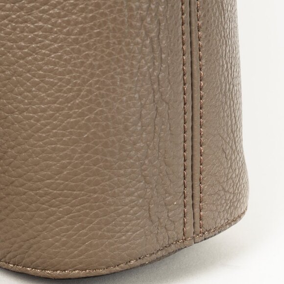 Mulberry Lily Medium Classic Solid Grey - Picture 6 of 14